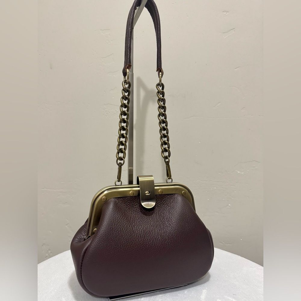 Pebble Cowhide Handmade Unique Rivet Frame Push Lock Handbag, Multi Use Style - Picture 9 of 16